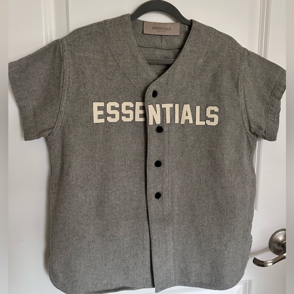 Fear of God Essentials kids sz 8